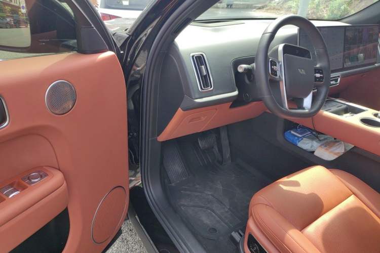 Used Li Auto L7 2024 MAX Model Interior 3