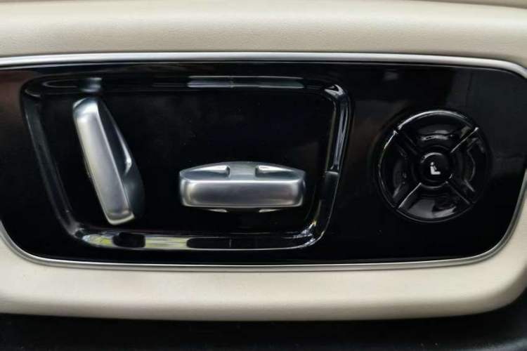 Used Li Auto L7 2024 Pro Model Interior 6