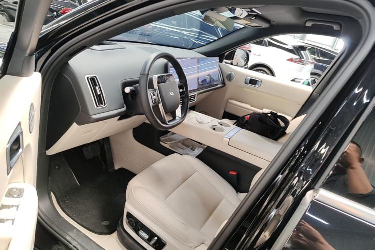 Used Li Auto L7 2024 MAX Model Left Front Seat