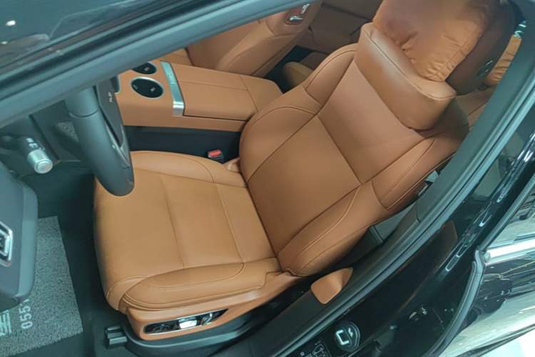 Used Li Auto L7 2024 MAX Model Left Front Seat