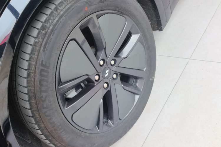 Used Li Auto L7 2024 Pro Model Left Front Wheel Hub