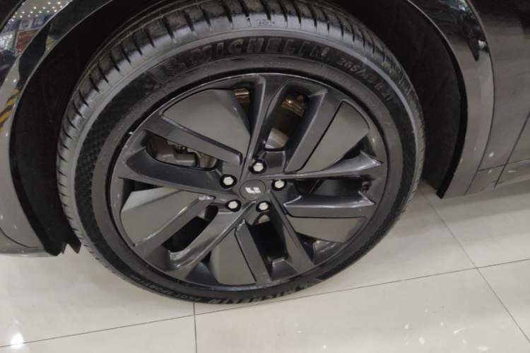 Used Li Auto L7 2024 MAX Model Left Front Wheel Hub