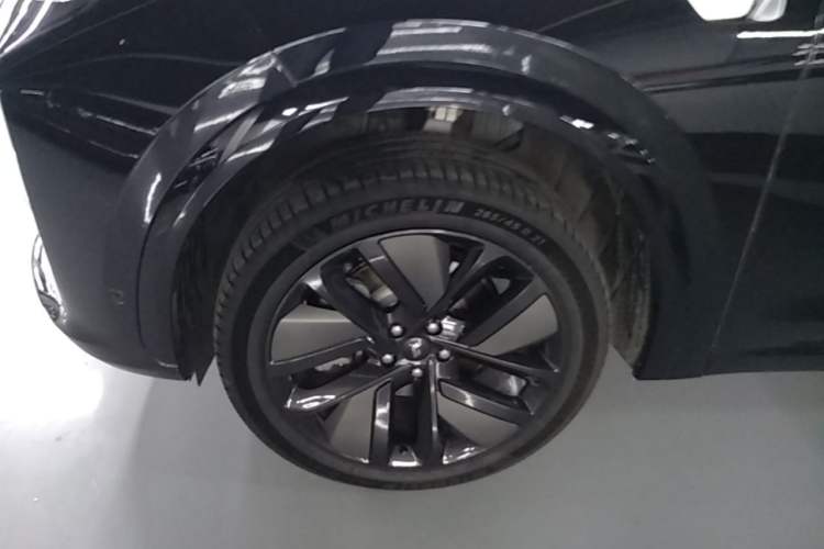 Used Li Auto L7 2024 MAX Model Left Front Wheel Hub