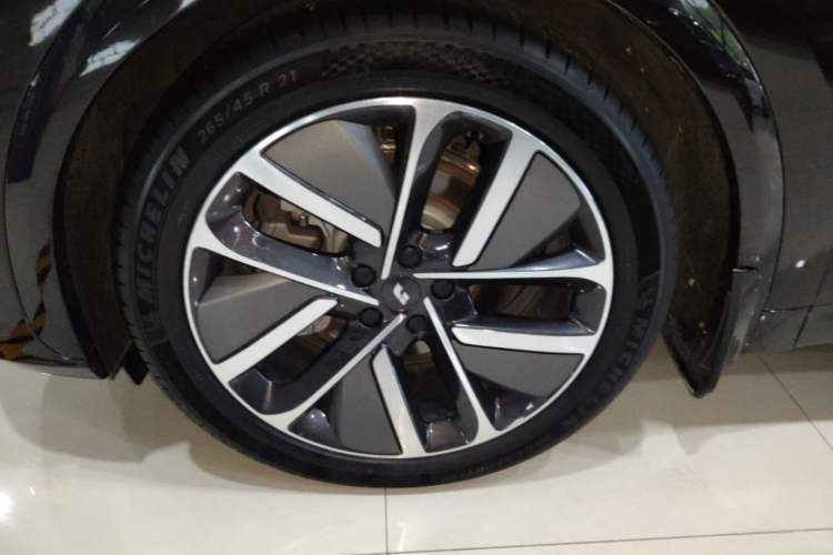 Used Li Auto L7 2024 MAX Model Left Front Wheel Hub