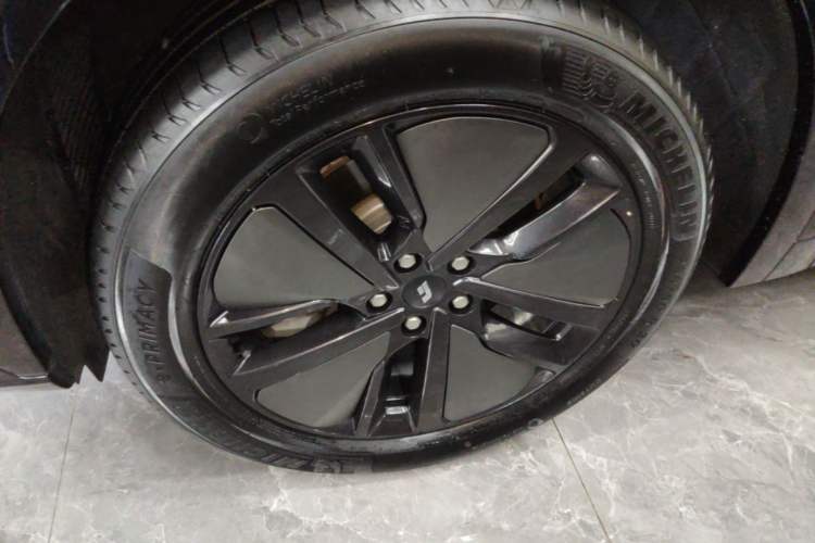 Used Li Auto L7 2024 Pro Model Left Front Wheel Hub