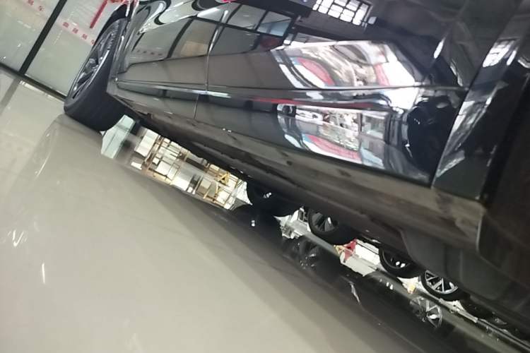 Used Li Auto L7 2024 MAX Model Left Side Sill