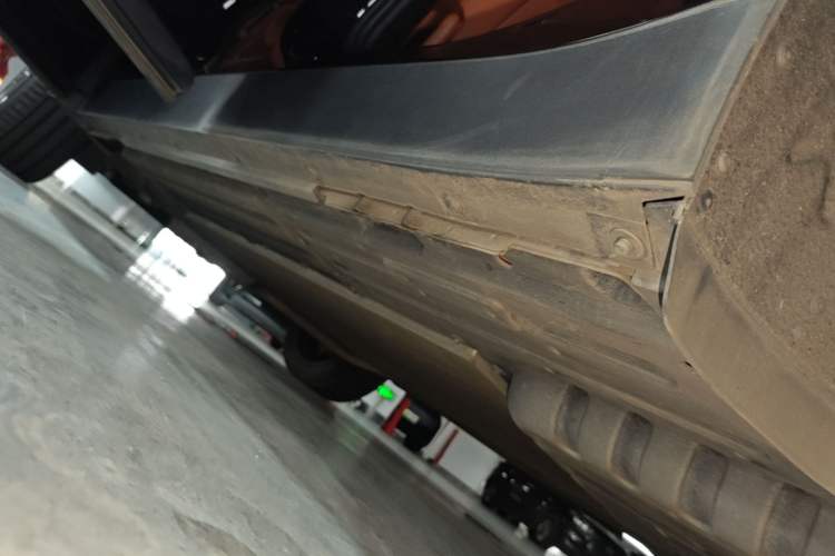 Used Li Auto L7 2024 Ultra Model Left Side Sill