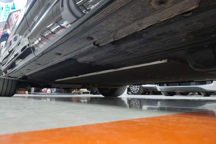 Used Li Auto L7 2024 MAX Model Left Side Sill