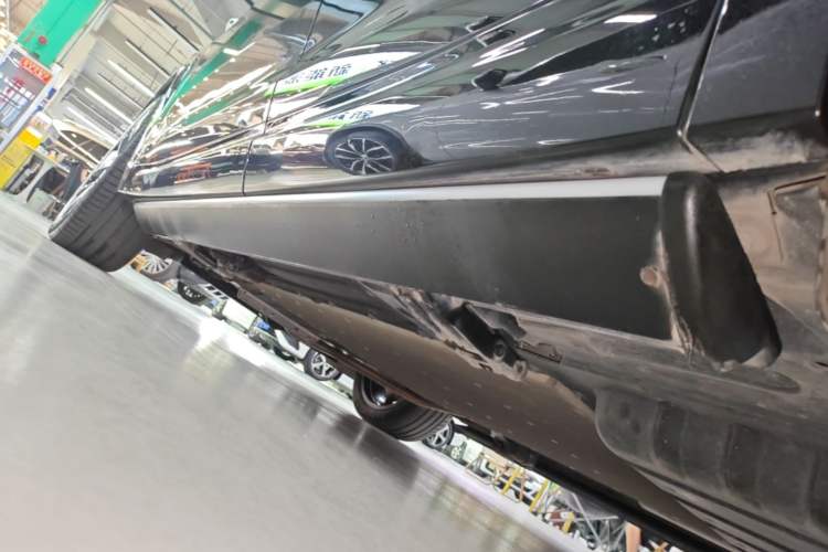 Used Li Auto L7 2024 MAX Model Left Side Sill