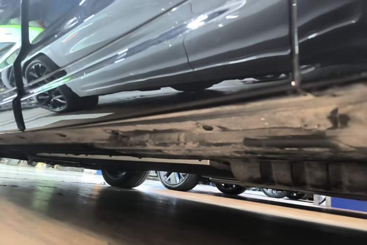Used Li Auto L7 2024 Ultra Model Left Side Sill