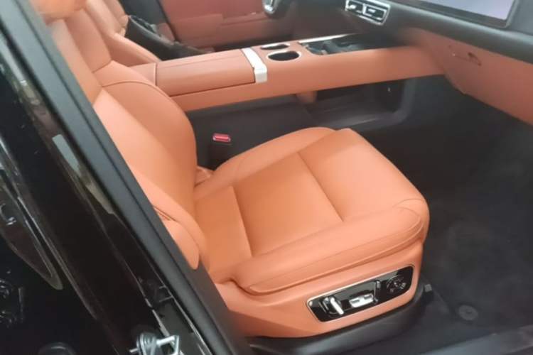 Used Li Auto L7 2024 MAX Model Right Front Seat
