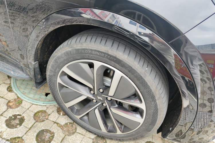 Used Li Auto L7 2024 Pro Model Right Front Wheel Hub