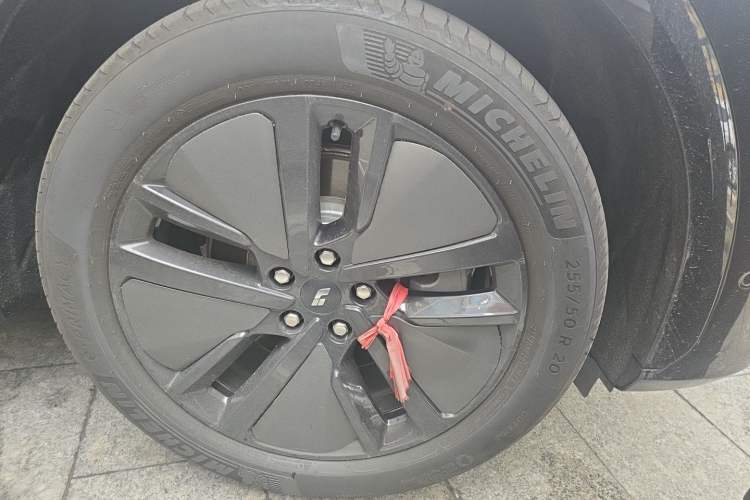 Used Li Auto L7 2024 MAX Model Right Front Wheel Hub