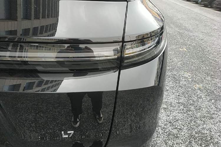 Used Li Auto L7 2024 Ultra Model Right Rear Taillight