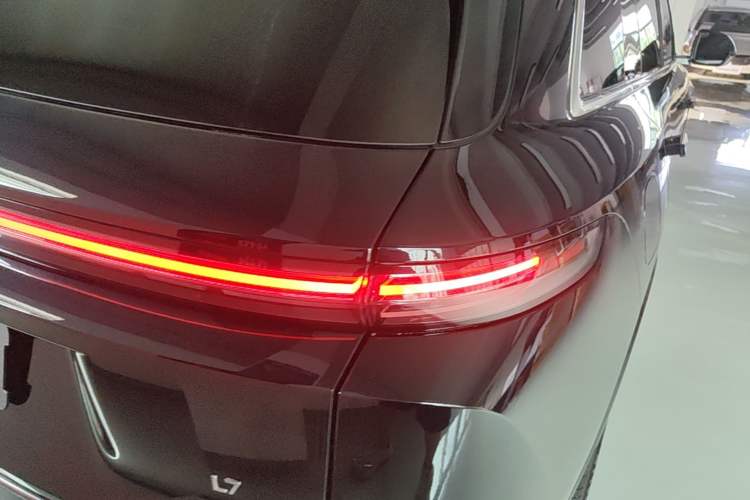 Used Li Auto L7 2024 MAX Model Right Rear Taillight