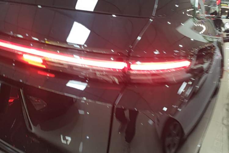 Used Li Auto L7 2024 Pro Model Right Rear Taillight