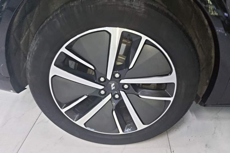 Used Li Auto L7 2024 MAX Model Right Rear Wheel Hub