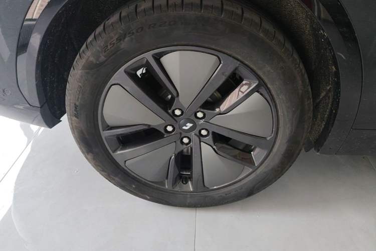 Used Li Auto L7 2024 Pro Model Right Rear Wheel Hub
