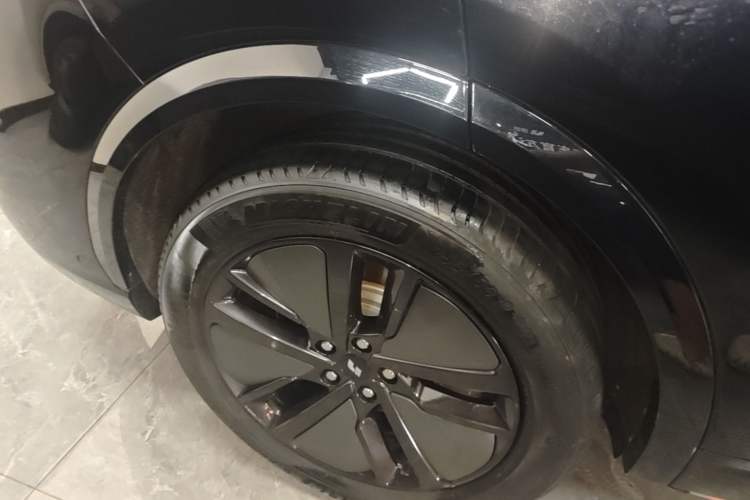 Used Li Auto L7 2024 MAX Model Right Rear Wheel Hub