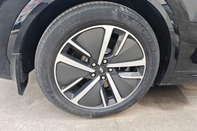 Used Li Auto L7 2024 MAX Model Right Rear Wheel Hub