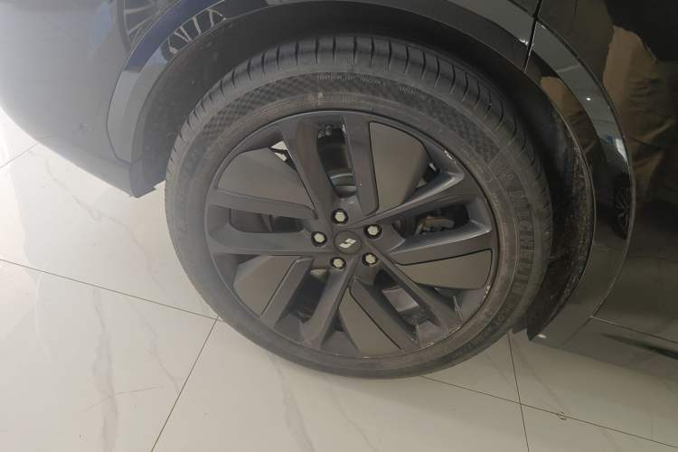 Used Li Auto L7 2024 MAX Model Right Rear Wheel Hub