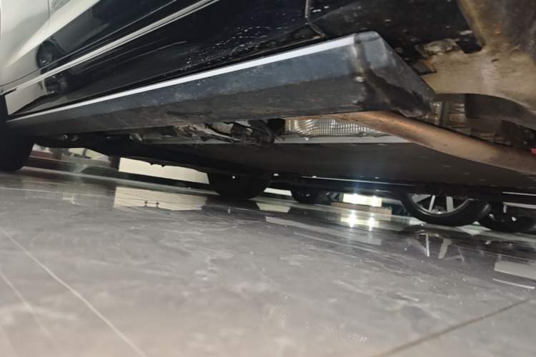 Used Li Auto L7 2024 MAX Model Right Side Sill