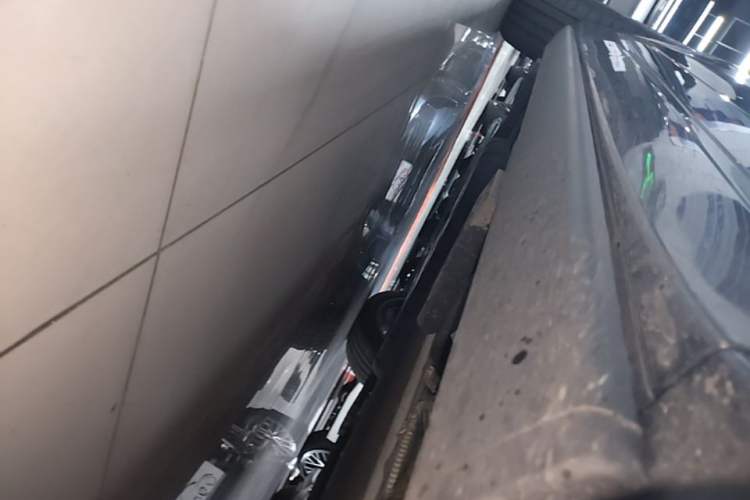 Used Li Auto L7 2024 Pro Model Right Side Sill