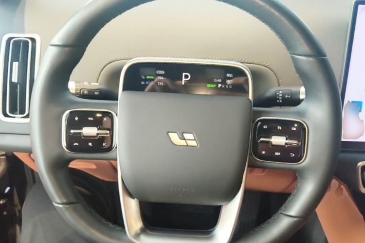 Used Li Auto L7 2024 Pro Model Steering Wheel