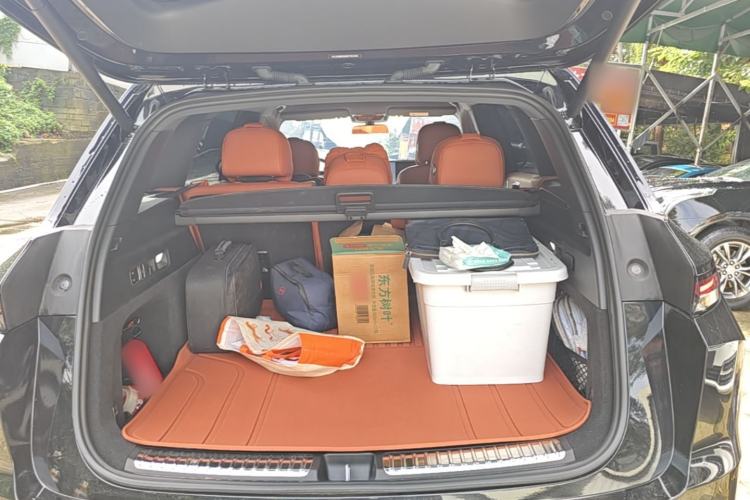 Used Li Auto L7 2024 MAX Model Trunk