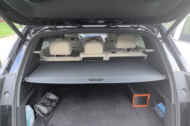 Used Li Auto L7 2024 Pro Model Trunk