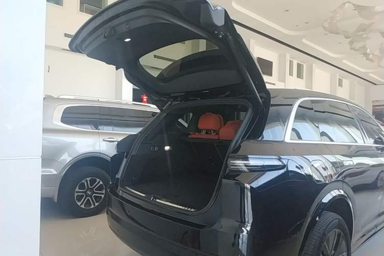 Used Li Auto L7 2024 MAX Model Trunk