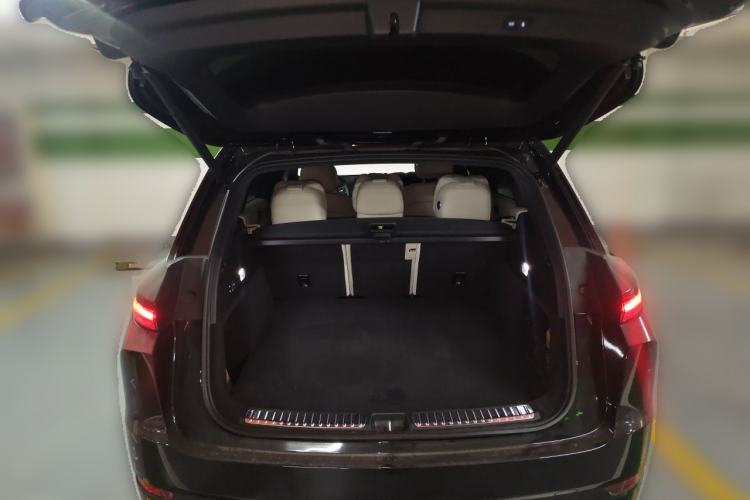 Used Li Auto L7 2024 MAX Model Trunk