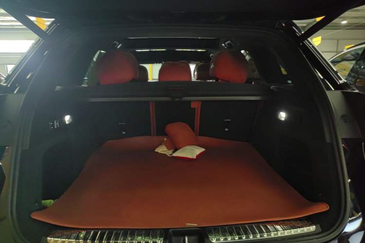 Used Li Auto L7 2024 MAX Model Trunk