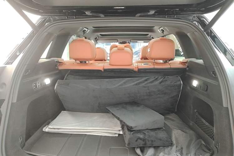 Used Li Auto L7 2024 MAX Model Trunk