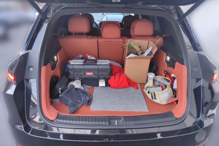 Used Li Auto L7 2024 Pro Model Trunk