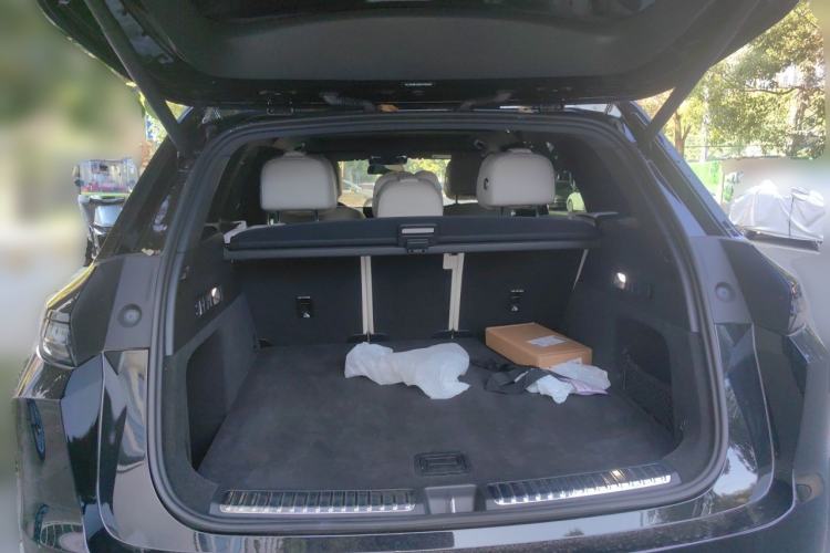 Used Li Auto L7 2024 MAX Model Trunk