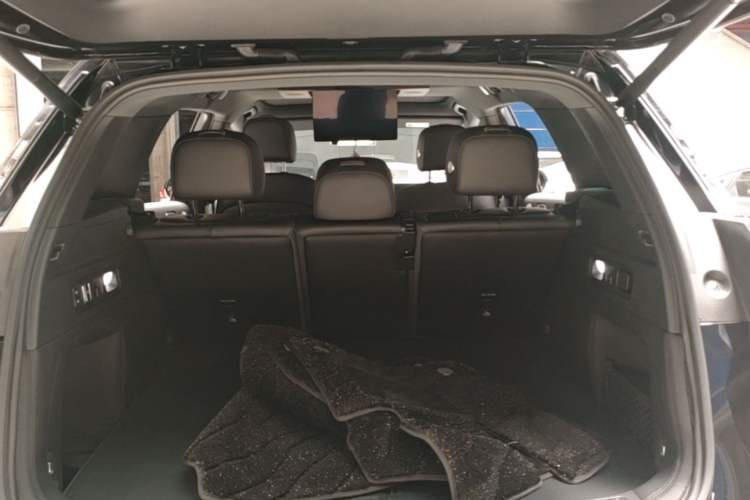Used Li Auto L7 2024 Ultra Model Trunk