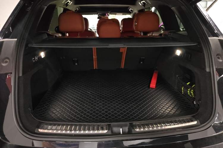 Used Li Auto L7 2024 Pro Model Trunk