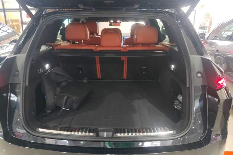 Used Li Auto L7 2024 Pro Model Trunk
