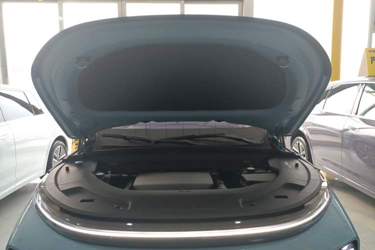 Used Li Auto L7 2024 Ultra Model Engine Bay