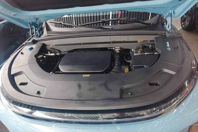 Used Li Auto L7 2024 Ultra Model Engine Bay