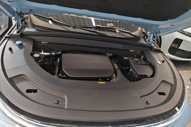 Used Li Auto L7 2024 Ultra Model Engine Bay