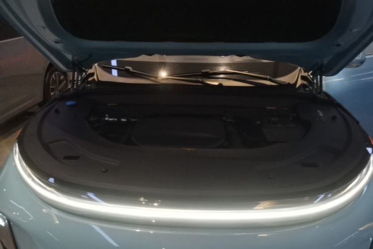 Used Li Auto L7 2024 Ultra Model Engine Bay