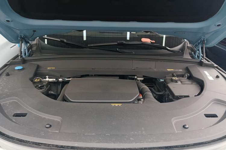 Used Li Auto L7 2024 Ultra Model Engine Bay