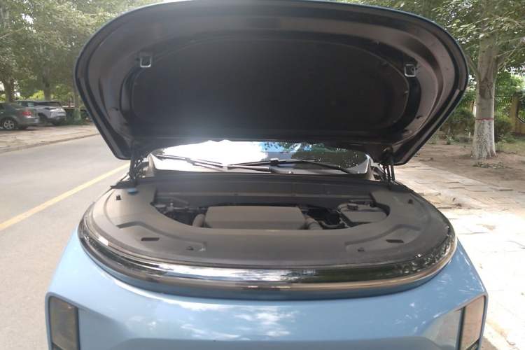 Used Li Auto L7 2024 Pro Model Engine Bay