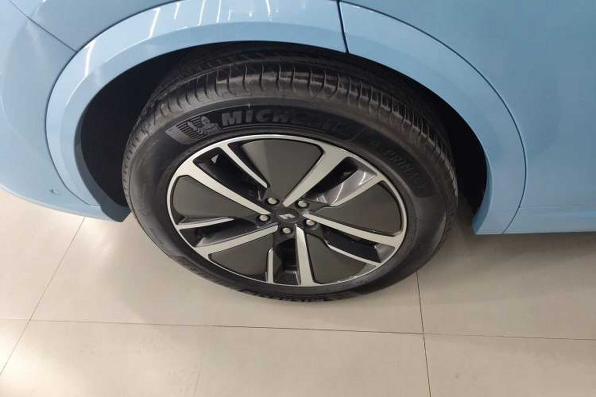 Used Li Auto L7 2024 MAX Model Exterior 1