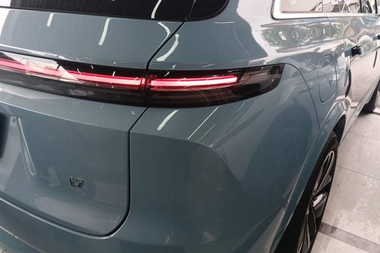 Used Li Auto L7 2024 Ultra Model Exterior 3