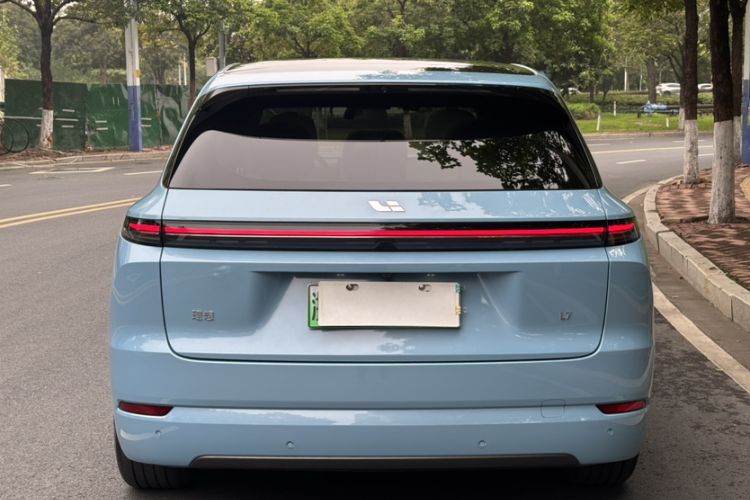 Used Li Auto L7 2024 Pro Model Exterior 9