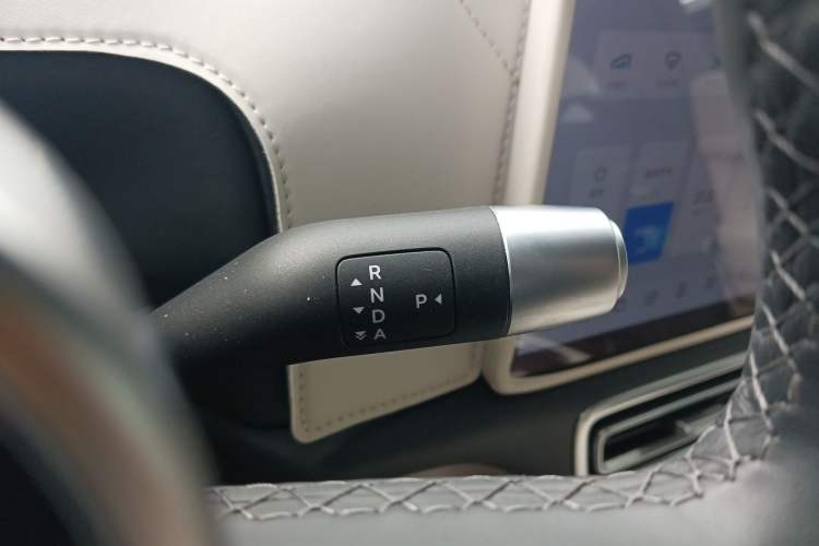 Used Li Auto L7 2024 Ultra Model Gear Lever