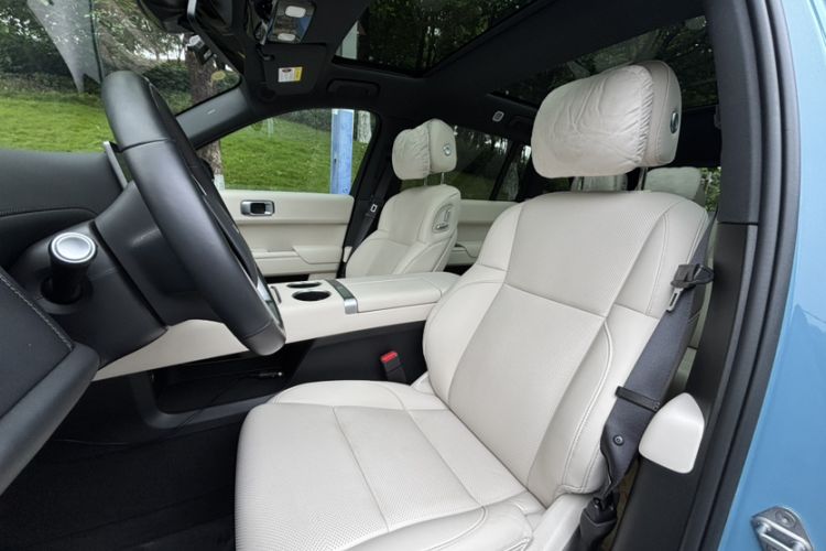 Used Li Auto L7 2024 Pro Model Interior 10